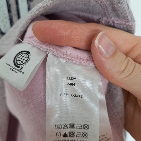 Ganni Isoli smiley face drop shoulder crewneck sweatshirt lilac XS NWOT - Picture 10 of 10